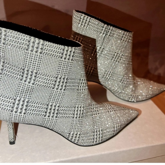 New jimmy choo size 38 - Picture 2 of 2